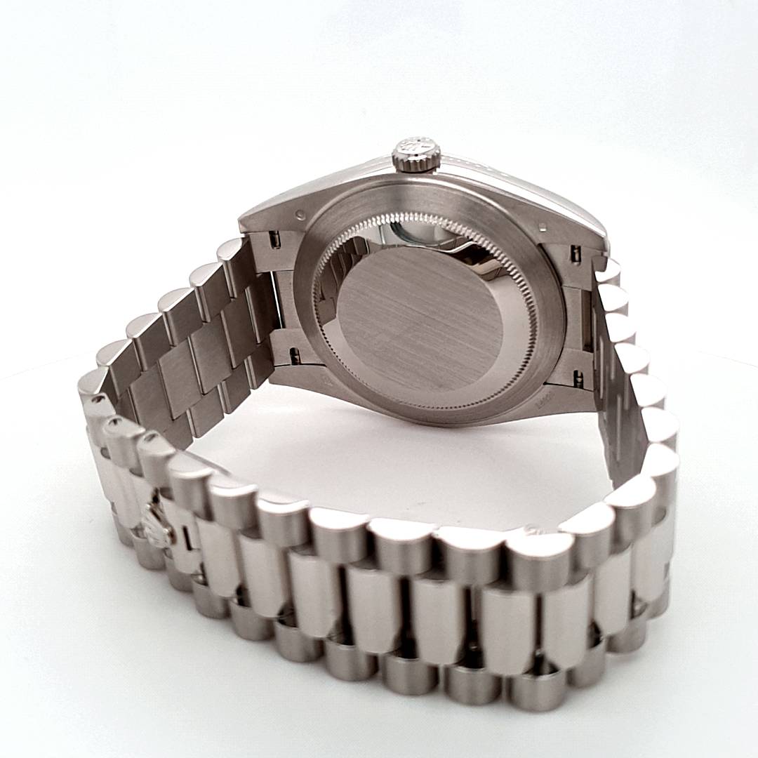 Rolex Day-Date 40 Platin Ice Blue Ref.228206 REVISION NEU
