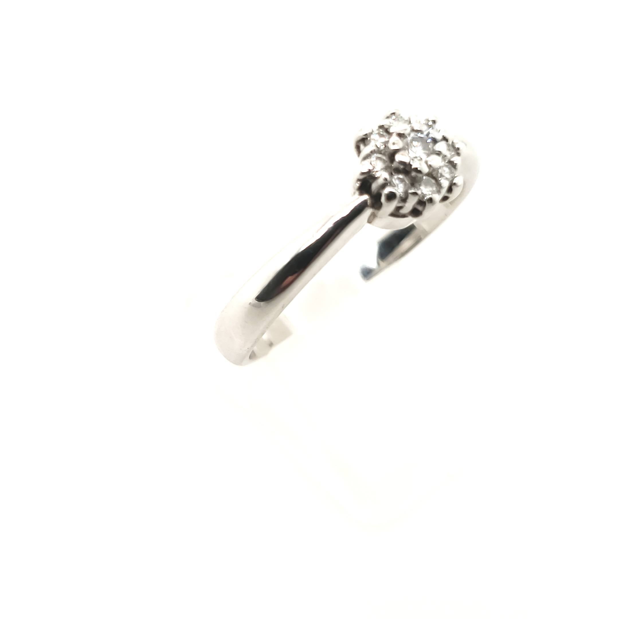 Brillant Ring Weißgold 585 14kt 9 Brillanten ca.0,13ct Größe 57