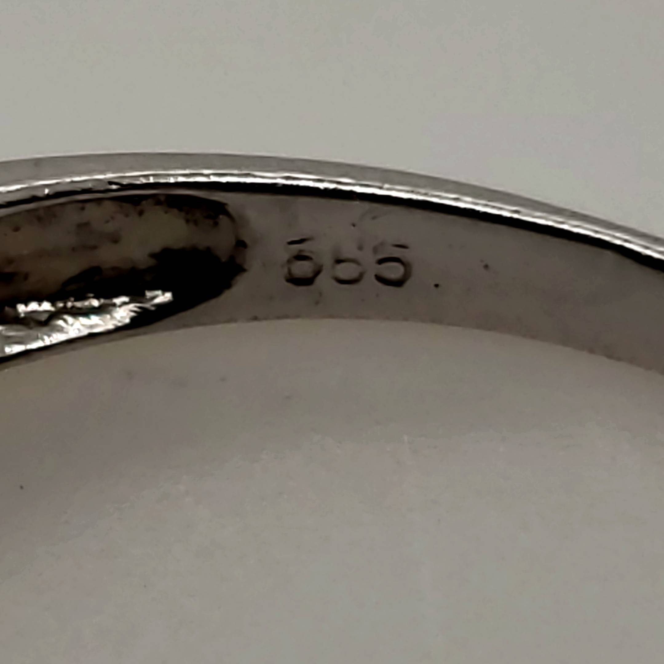Ring Weiß Gold 585 16 Diamanten 1 schwarze Perle Größe 58