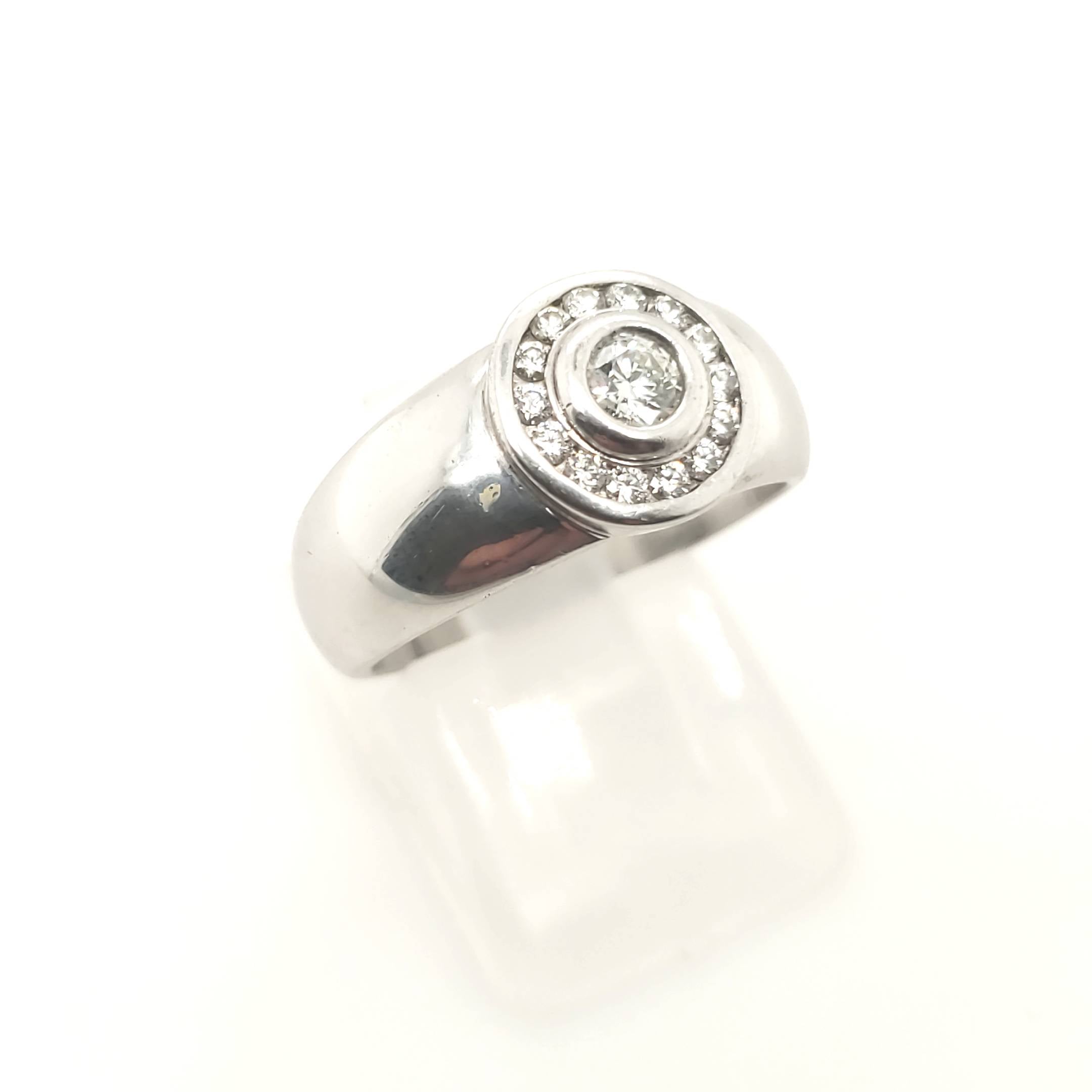 Ring Weißgold 750 18kt 18 Zirkonia Größe 53