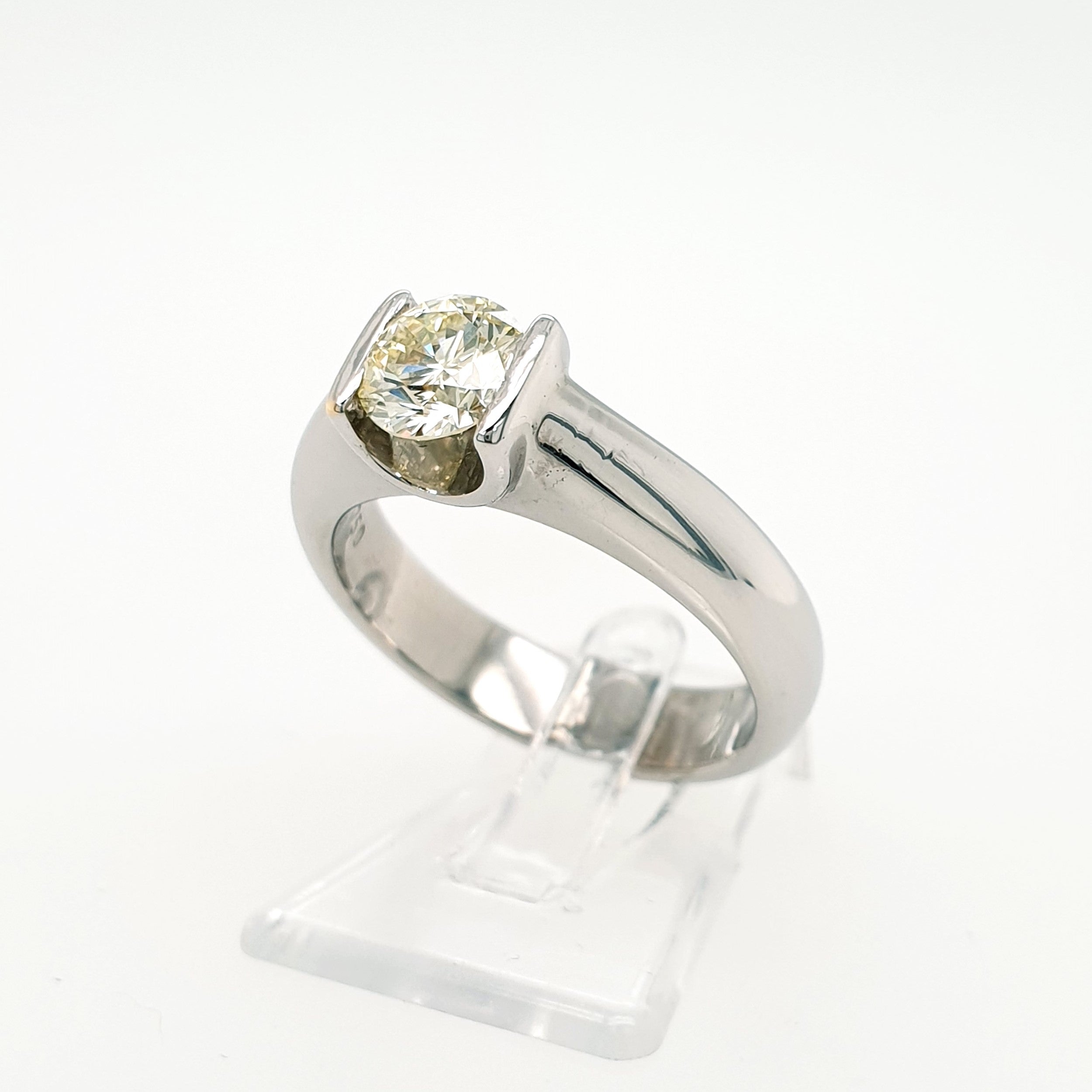 Brillant Solitär Ring 750 Weißgold 18kt Gr.53