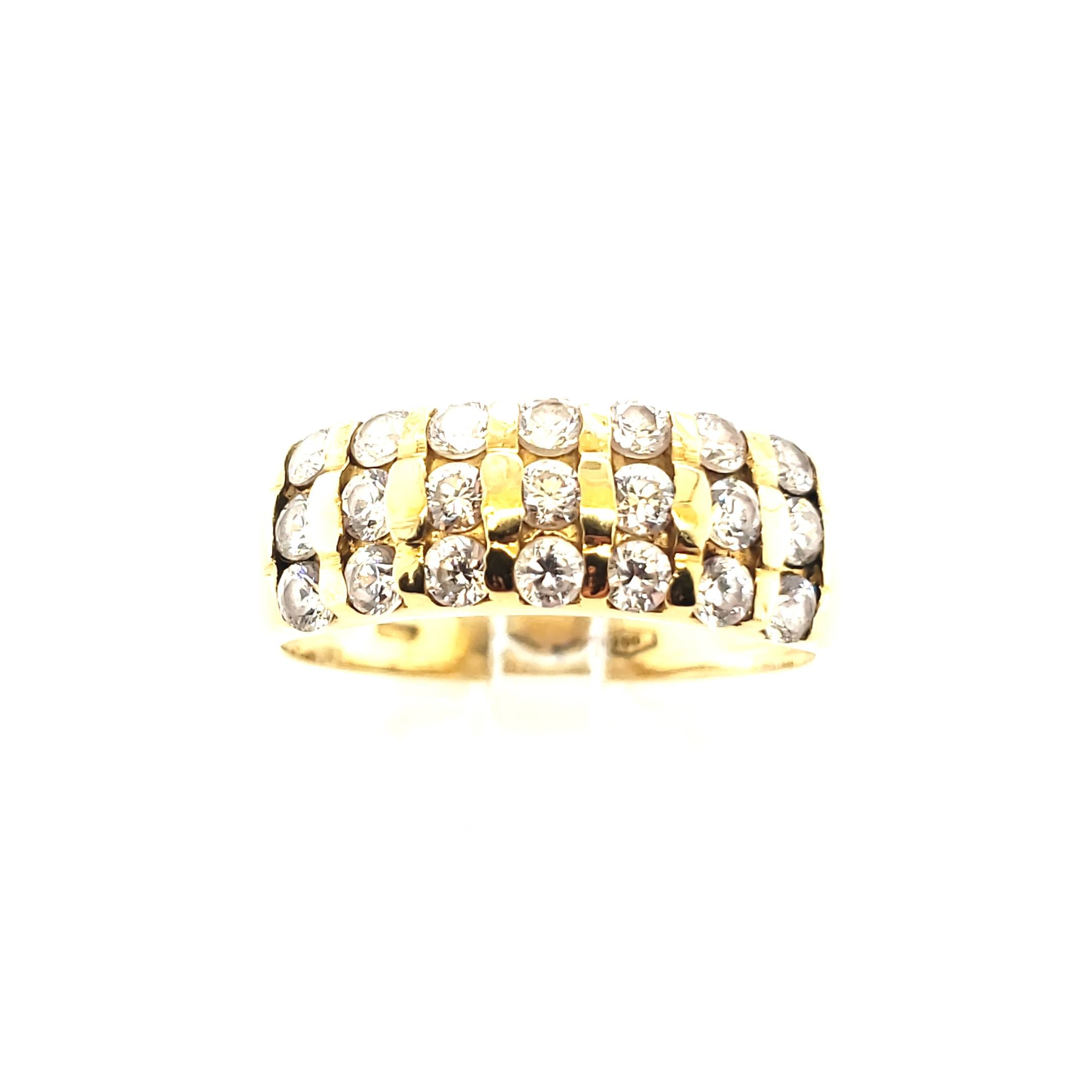 Damenring Gelbgold 750 mit farblosen Steinen Gr.57
