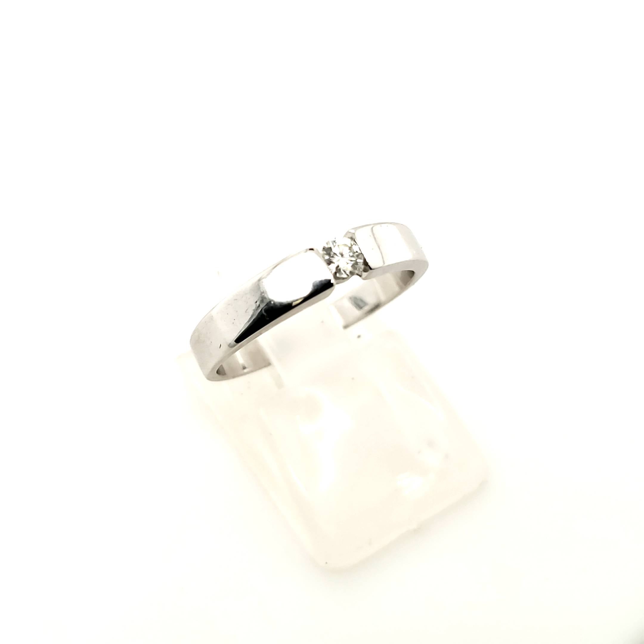 Ring Weißgold 585 Gr.52 1 Brillant 0,10ct Christ Verlobung