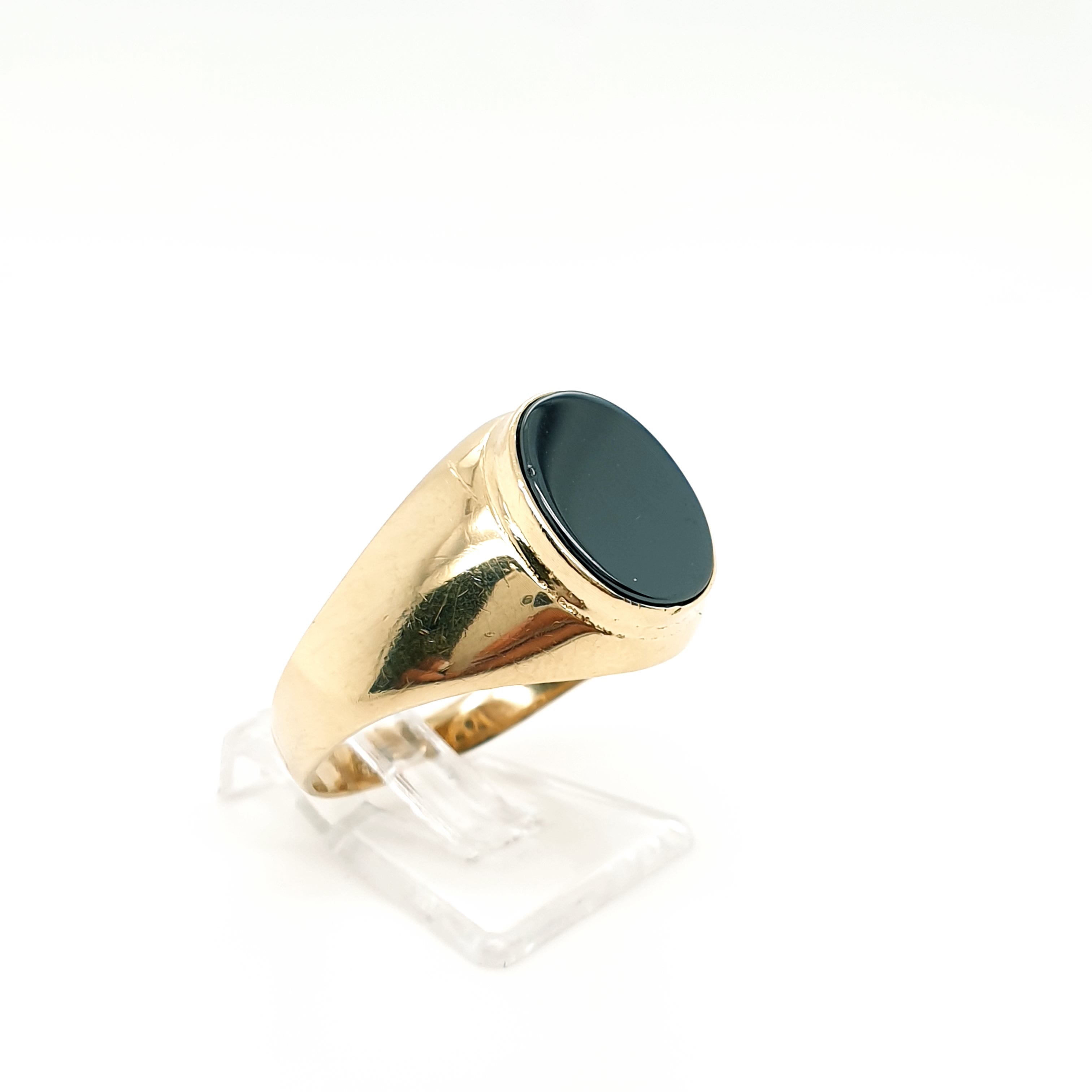 Goldring mit schwarzer Platte 585 14 Karat Gr. 63