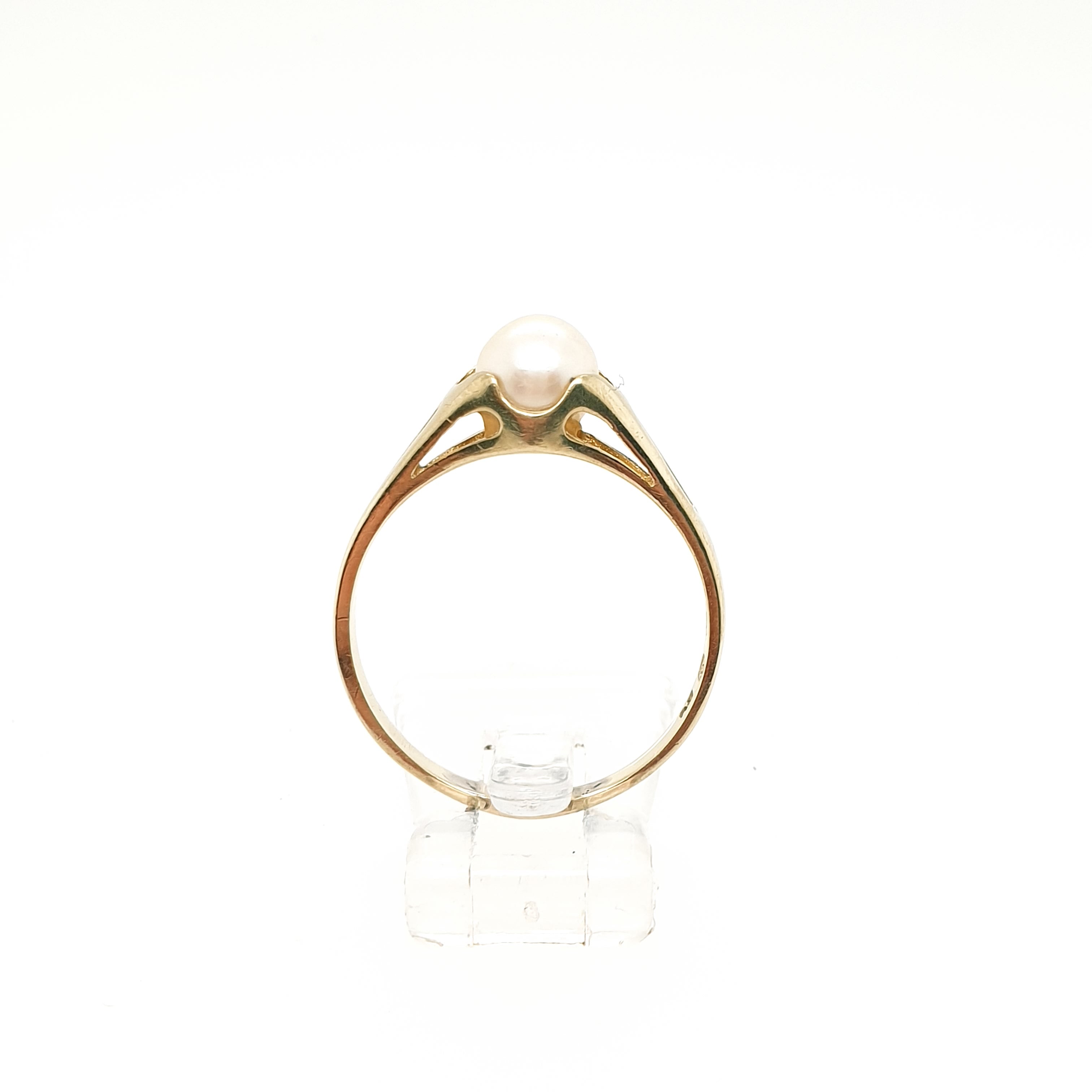 Ring Goldring Perle 333/8kt Gelbgold Gr.57,5