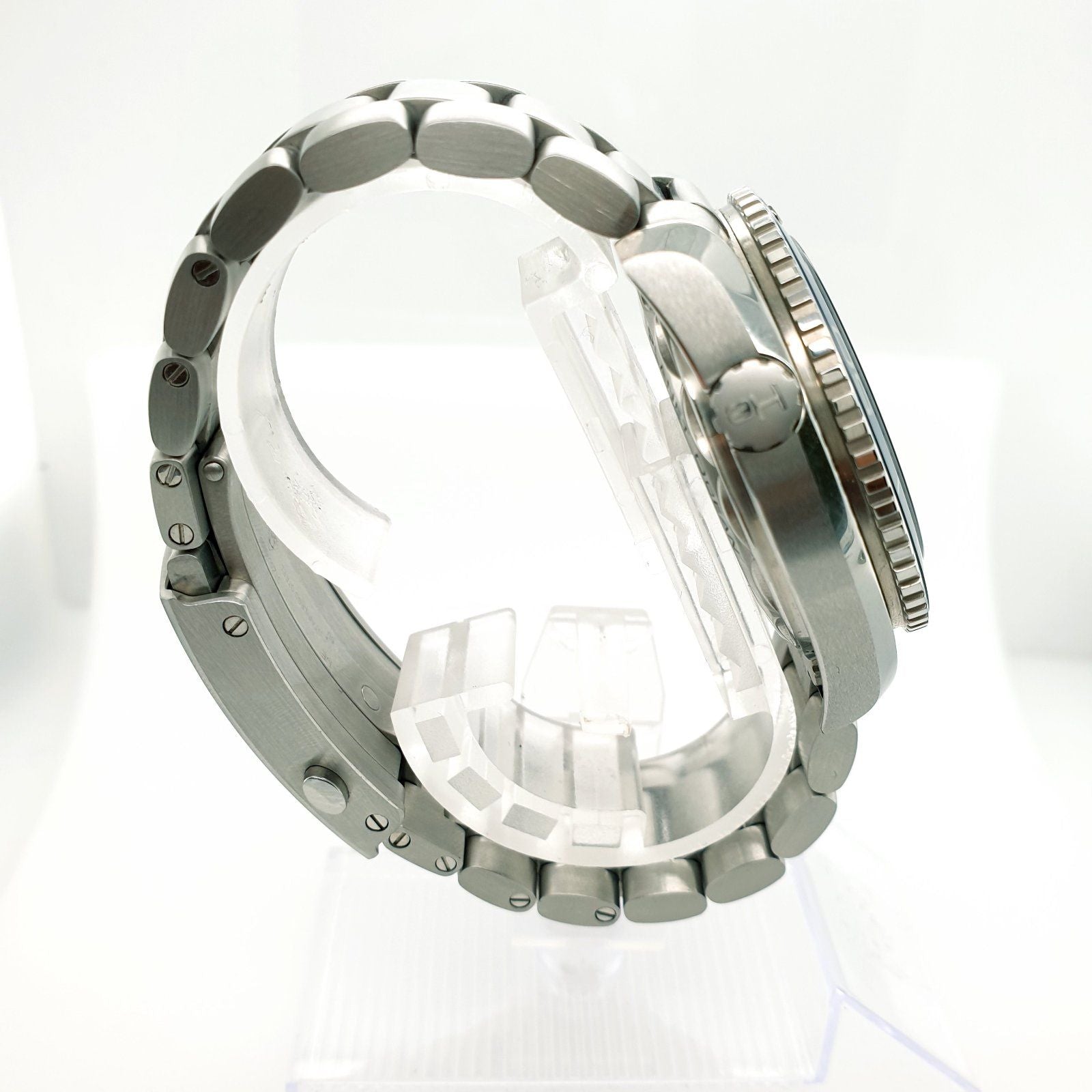Omega Seamaster Planet Ocean 600M 43,5 mm 215.30.44.21.01.001