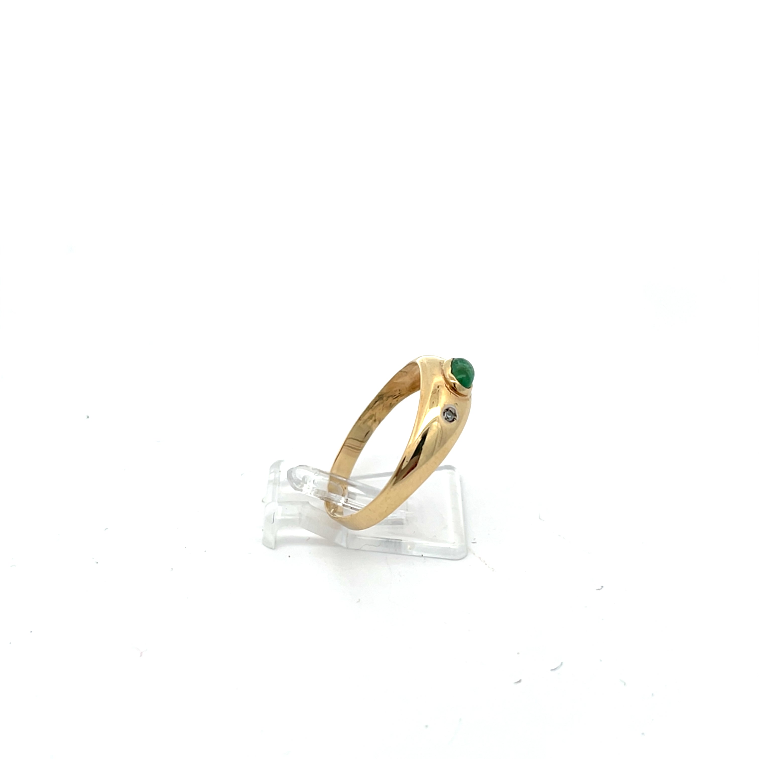Diamanten Ring Gelb Gold 333 8 Karat mit Farbstein grün