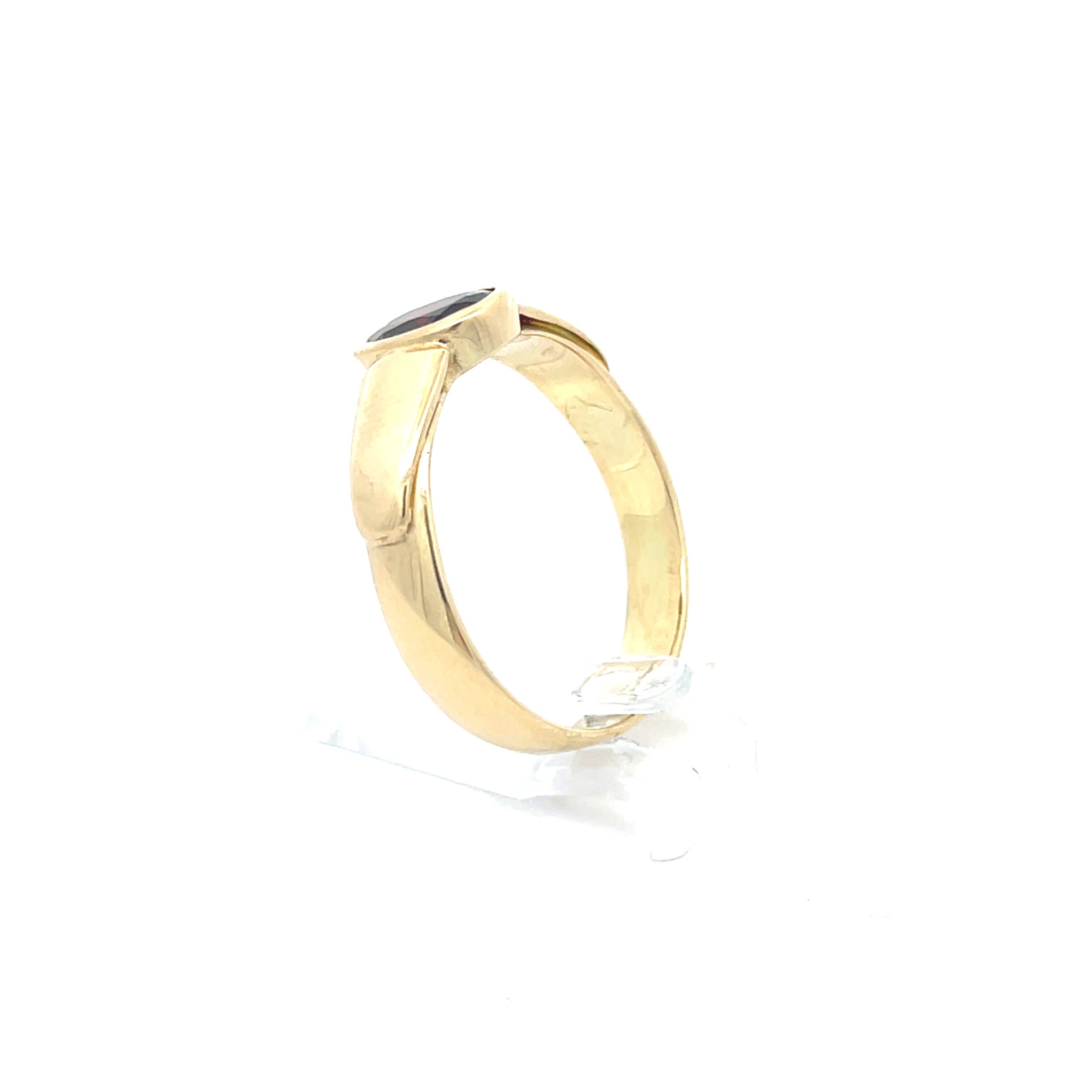 Ring Gelb Gold mit Farbstein rot 585 14 Karat