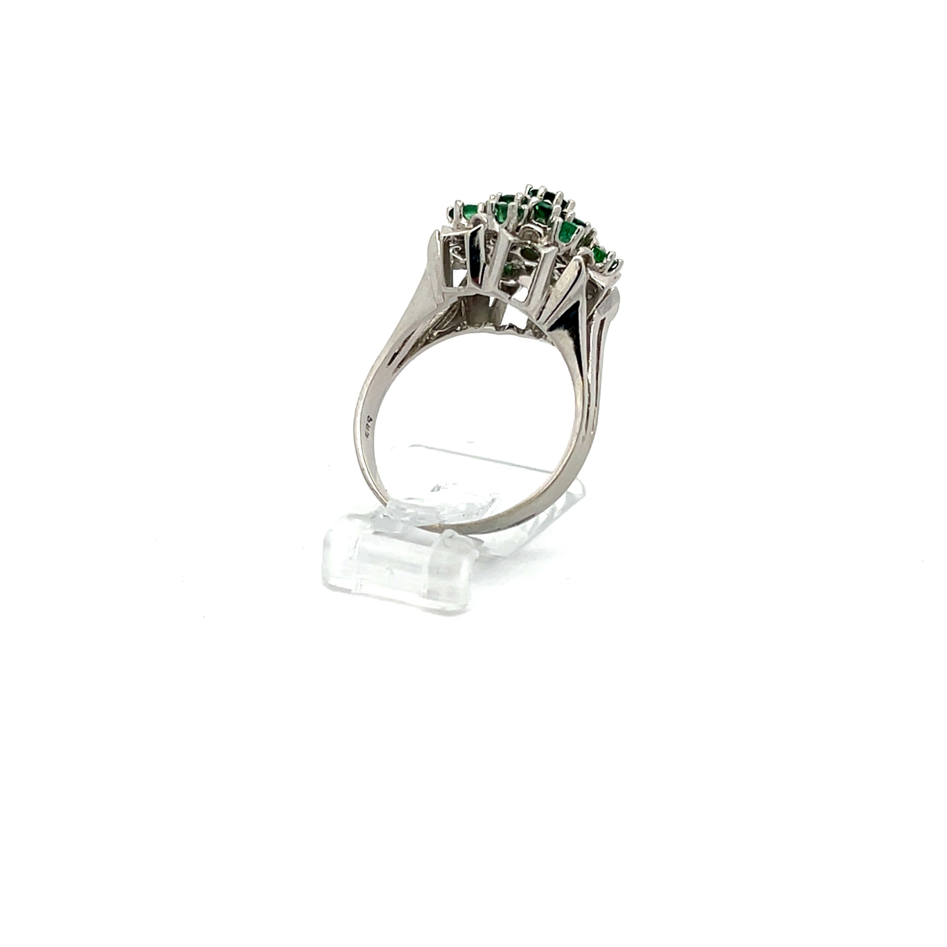 Ring Weißgold 585 14 Karat mit Farbsteinen grün