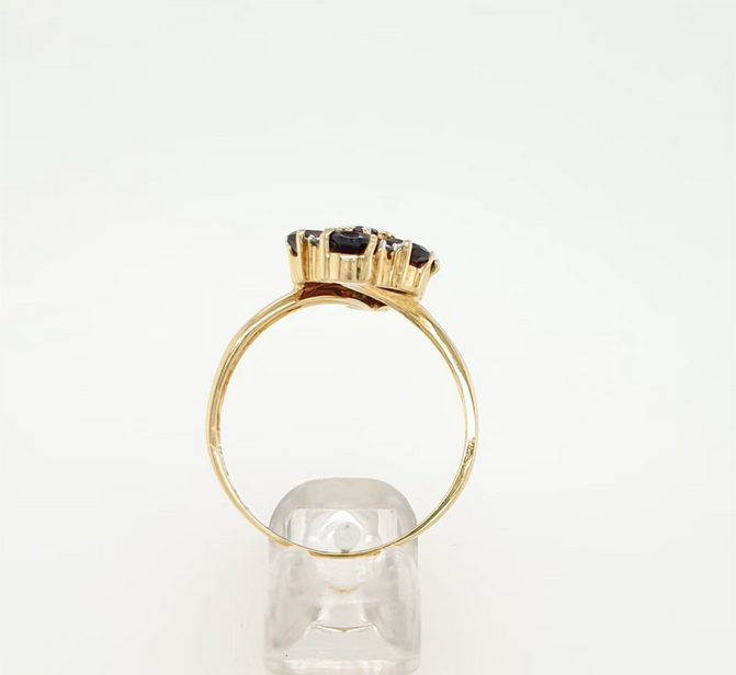 Hübscher Granatring Gelbgold 750/18kt Brillanten Gr. 64