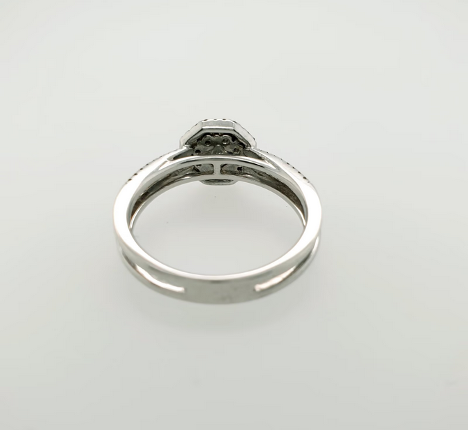 Funkelnder Brillantring 750 WG Princess Gr.56 Verlobungsring