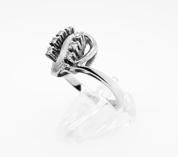Verspielter Retro Diamant Ring 585 Weißgold 14 kt Gr. 56