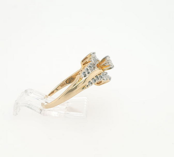 Funkelnder Ring Gelbgold 585/14kt Brillant Diamant Gr. 54