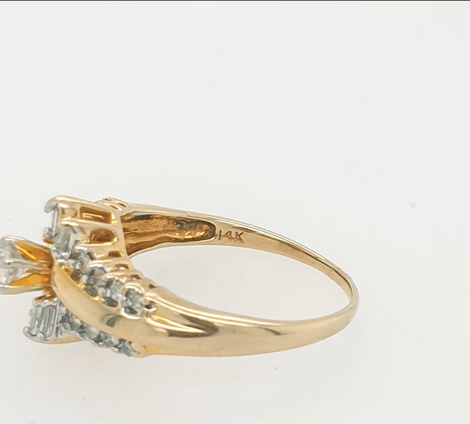 Funkelnder Ring Gelbgold 585/14kt Brillant Diamant Gr. 54