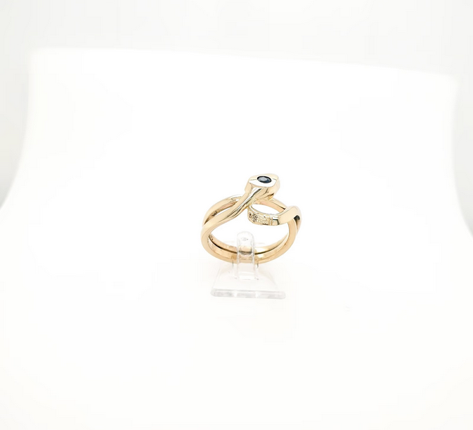 Massiver Schlangenring mit Saphir 585er Gelbgold /14kt Gr.58