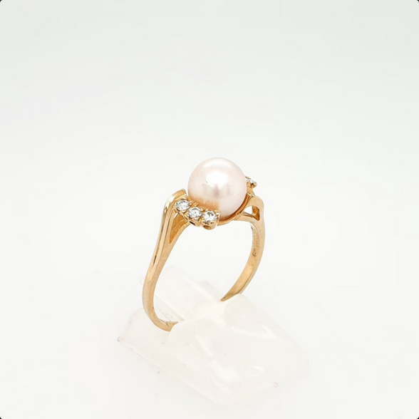 Akoya Perlring Gelbgold 585/14 kt Brillanten Gr. 57
