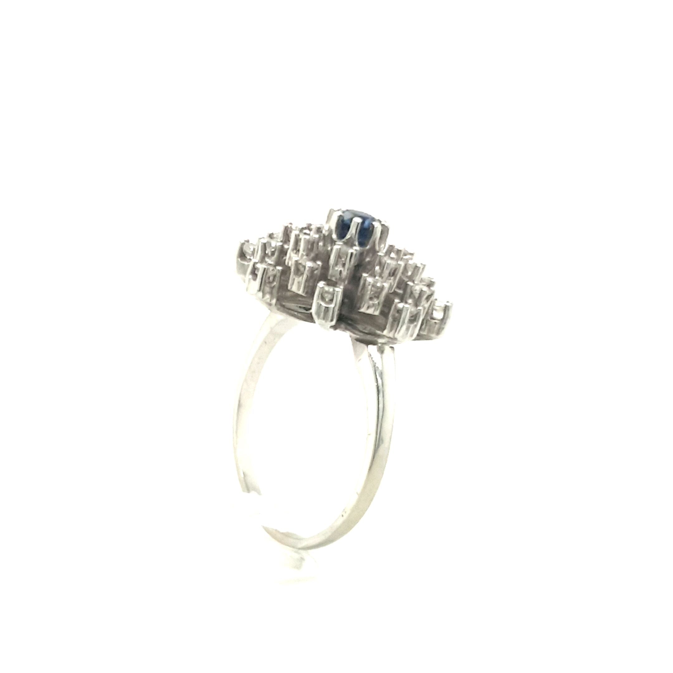 Saphir Brillant Ring Weißgold 585 14kt Gr. 56 mit 24 Brillanten
