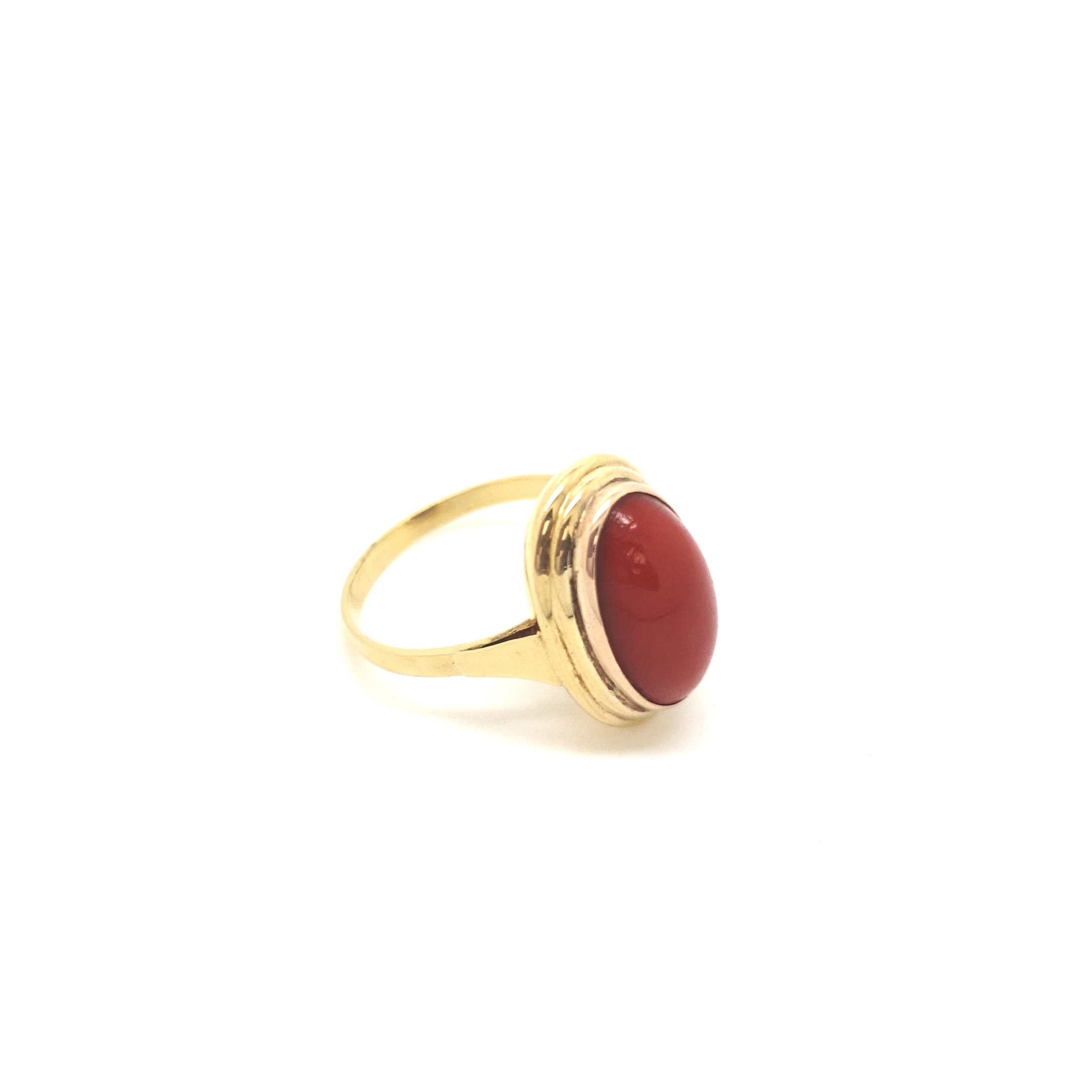 Ring Gelbgold mit Farbstein Rot 585/14 Karat