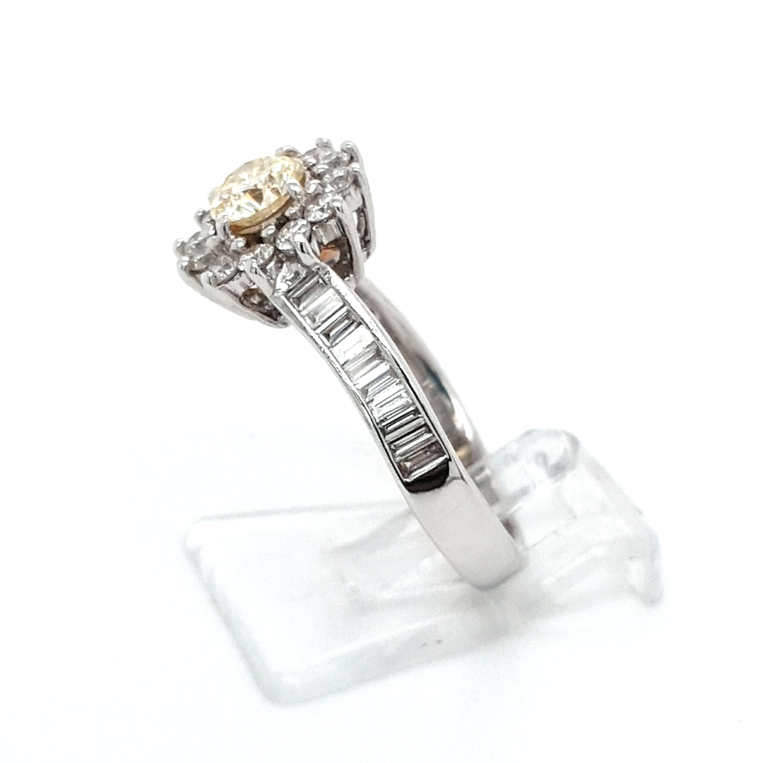 Damen Ring Weißgold 750 18 kt Brillanten Baguettschliff *53* Schmuck