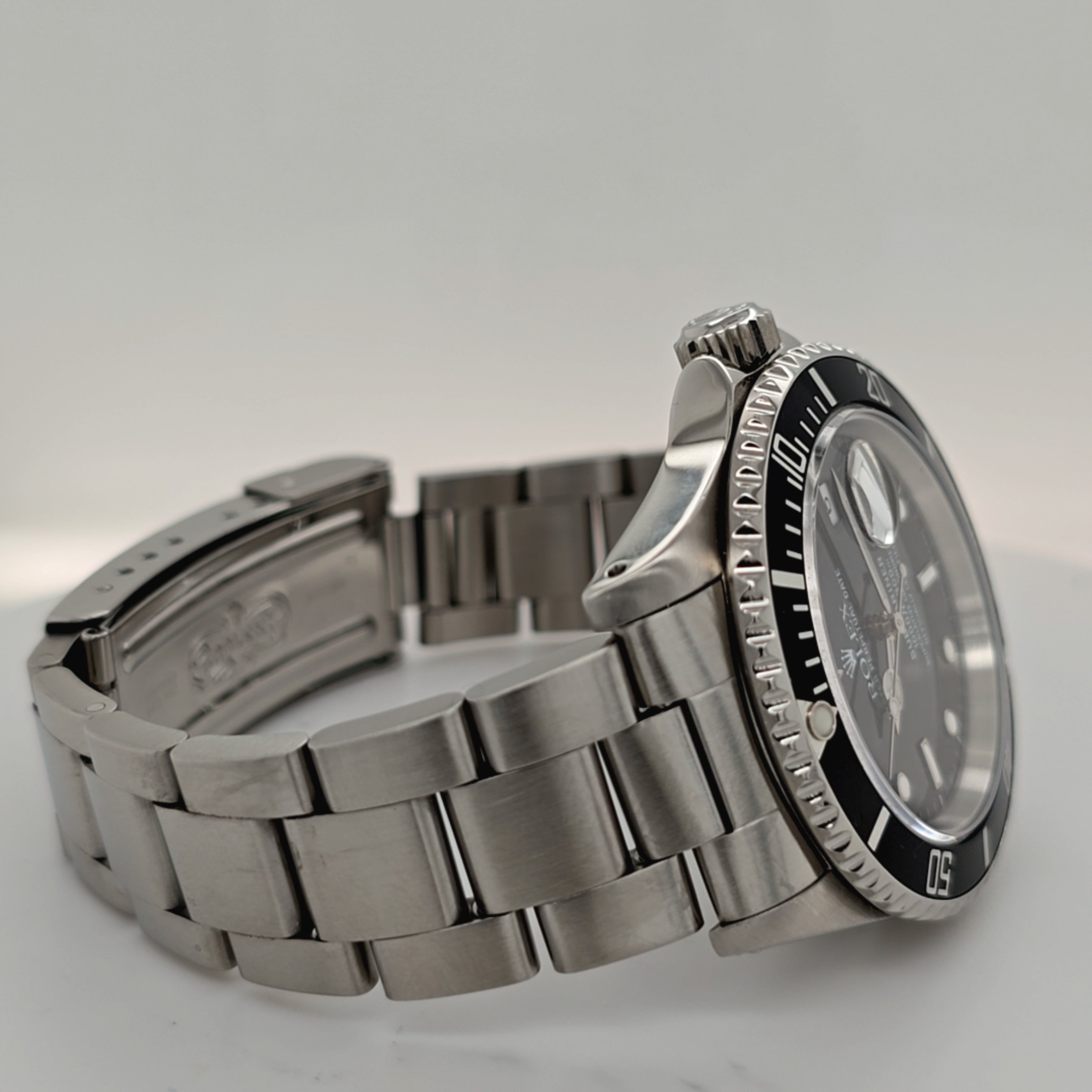 Rolex Submariner Stahl Ref. 16610 Unisex 40 mm 207854