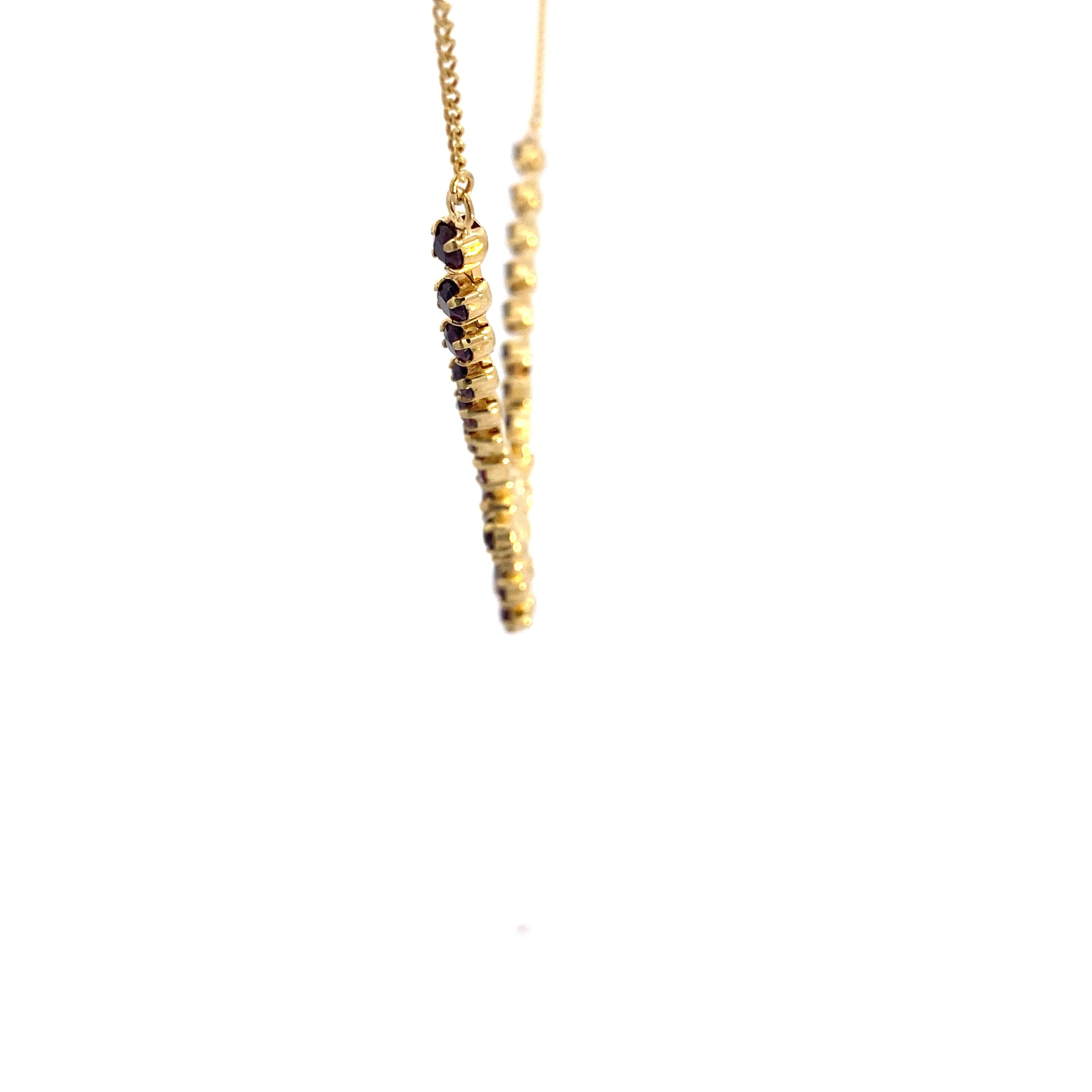 Collier Gelb Gold 333/8kt Länge ca. 44cm besetzt mit 34 roten Granaten