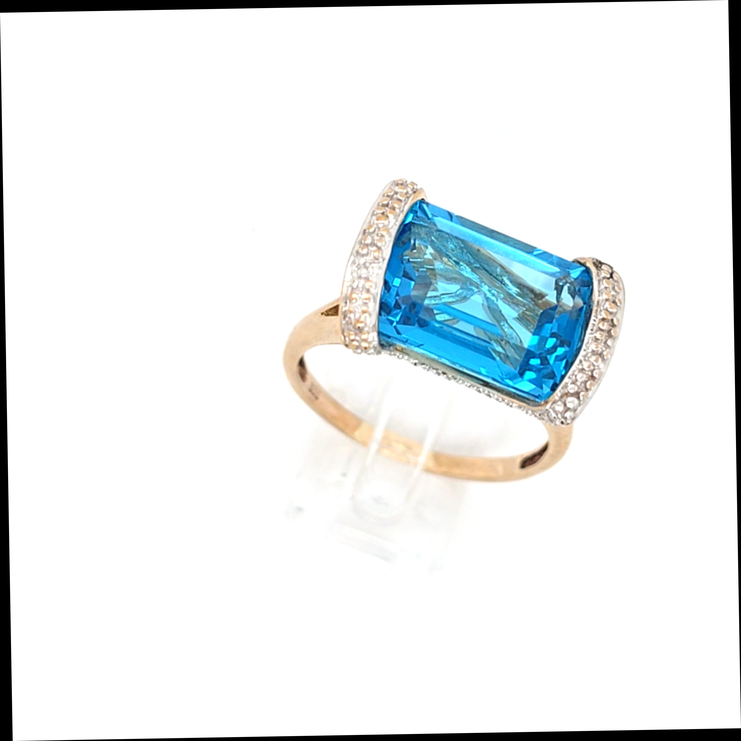 Damen Ring Gelbgold 333 8 kt hellbl.Schmuckstein Schmuck 210589