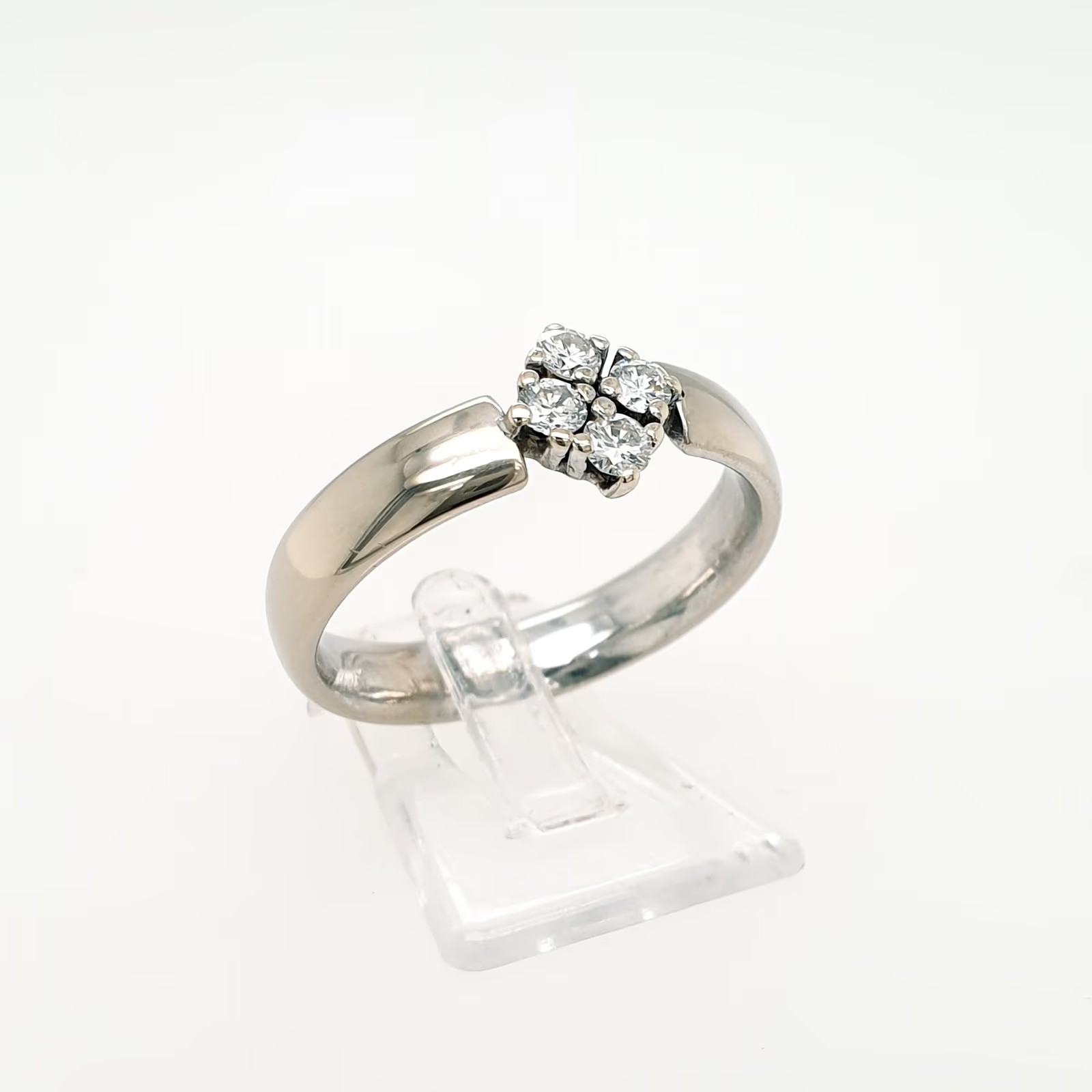 Schöner Rauten Brillant 0,32ct Ring 585 Weißgold 14 kt Gr.59