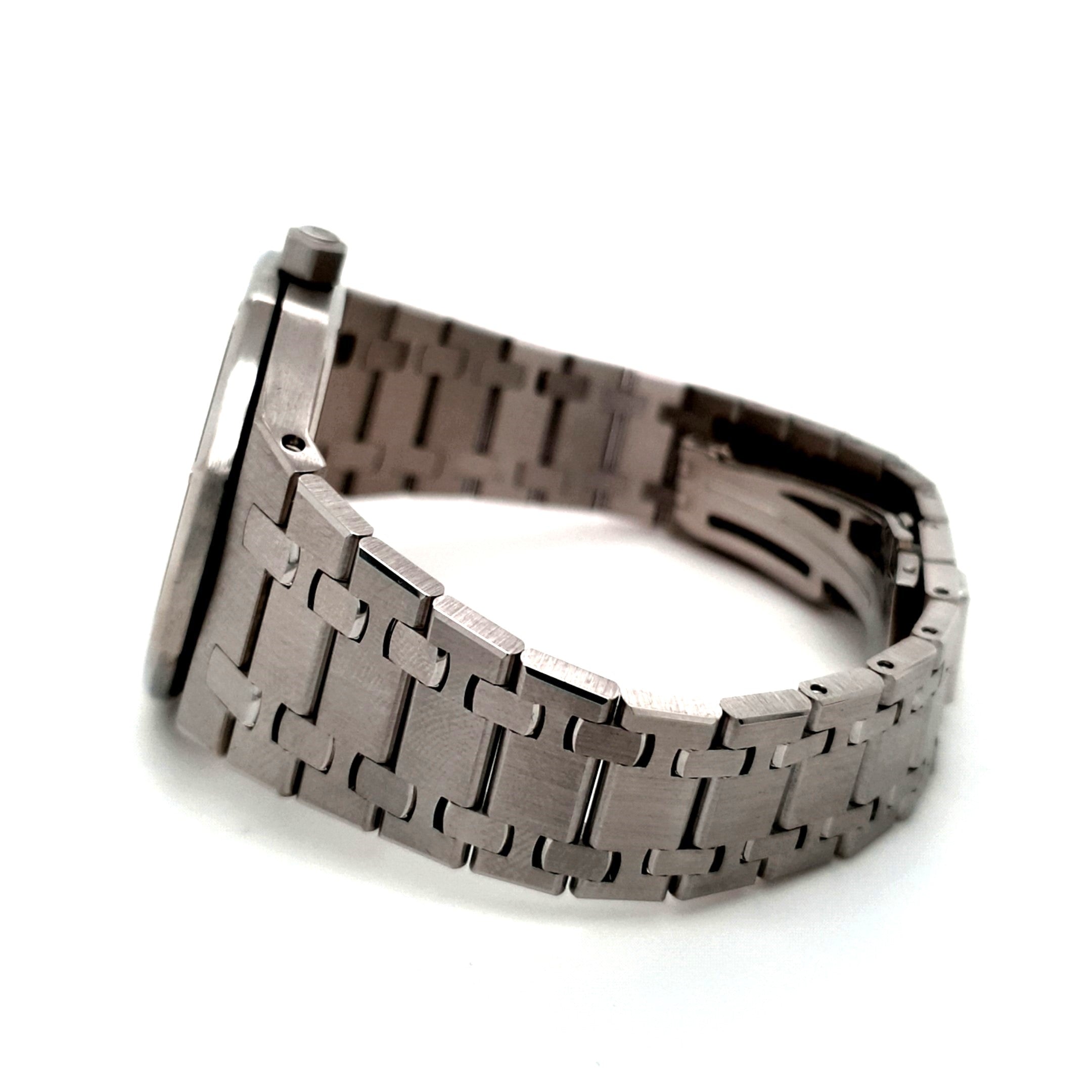 Audemars Piguet Royal Oak Ref: 14700ST 36 mm Automatik Herren