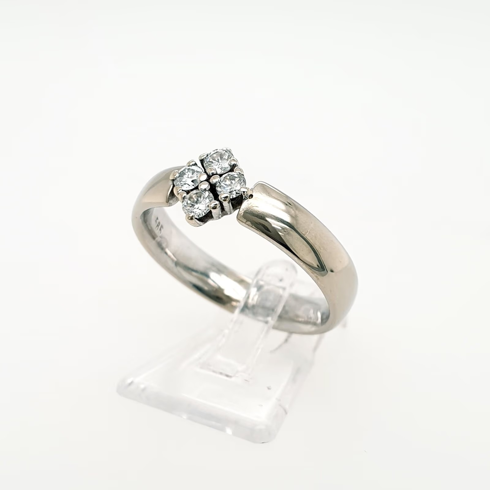 Schöner Rauten Brillant 0,32ct Ring 585 Weißgold 14 kt Gr.59