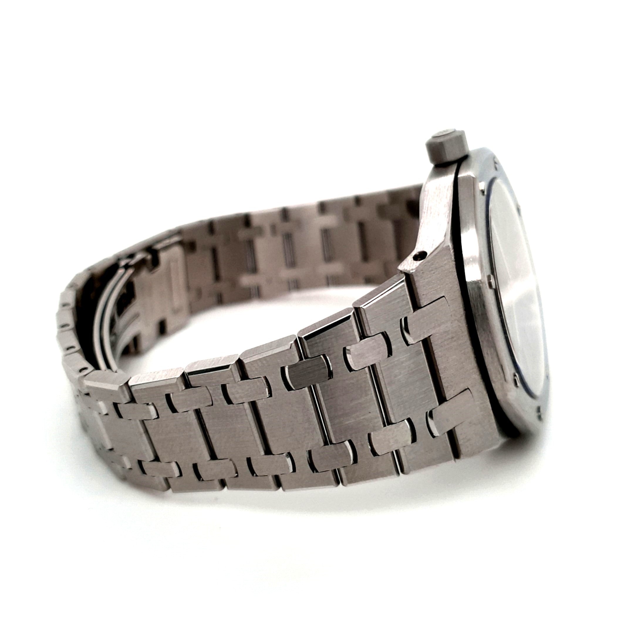 Audemars Piguet Royal Oak Herren Uhr Ref: 14700ST 36 mm Automatik