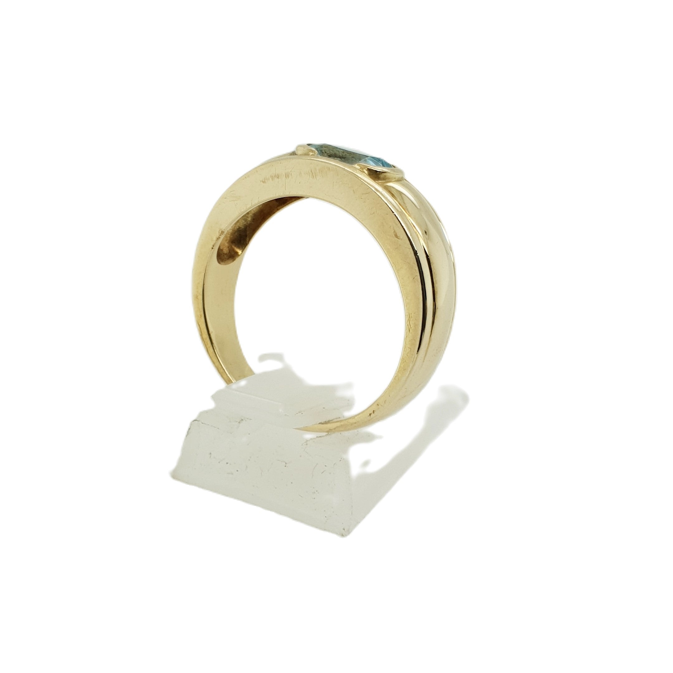 Aquamarin Gold Ring 333 8 kt Gr.58