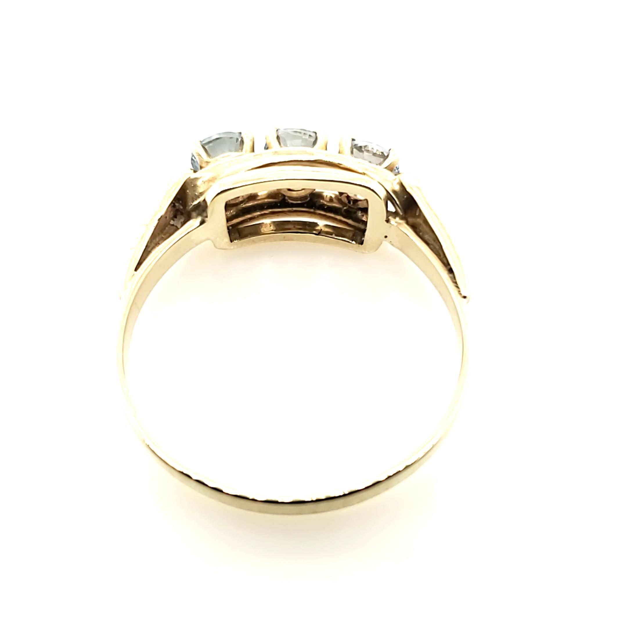 Ring Gelbgold 333 mit 3 hellblauen Schmucksteinen besetzt Größe 56