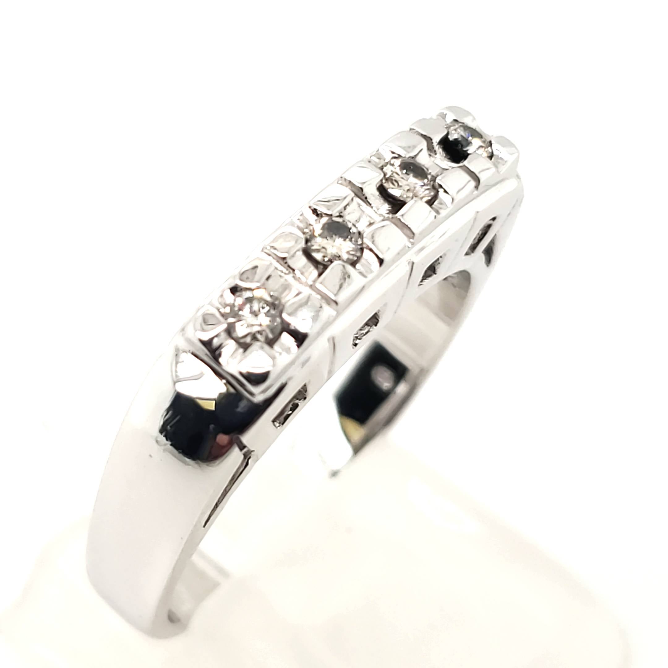 Ring Weißgold 585 4 Brillanten a.ca.0,05ct zus.ca.0,20ct
