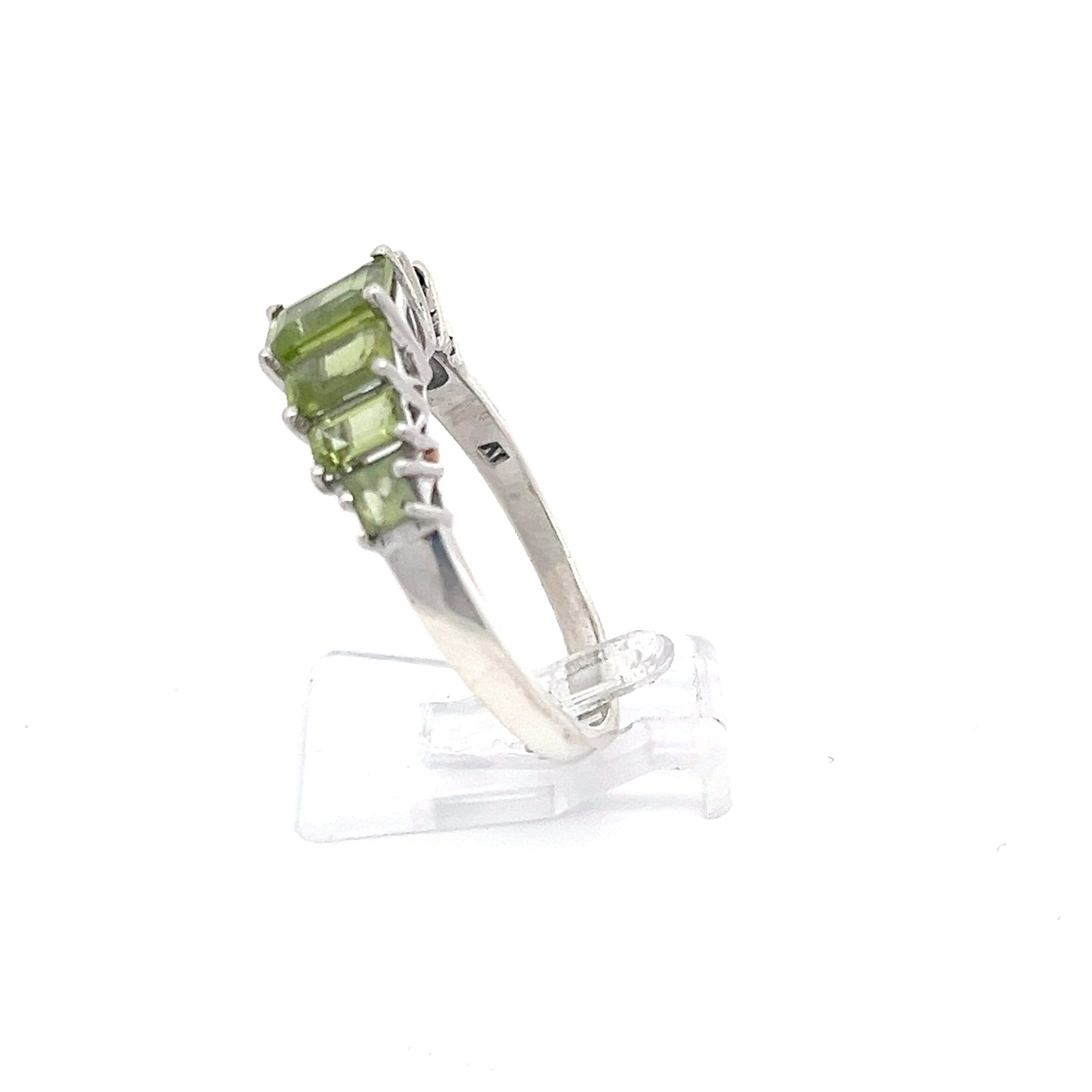 Ring Sterling Silber 925 mit grünen Steinen *66