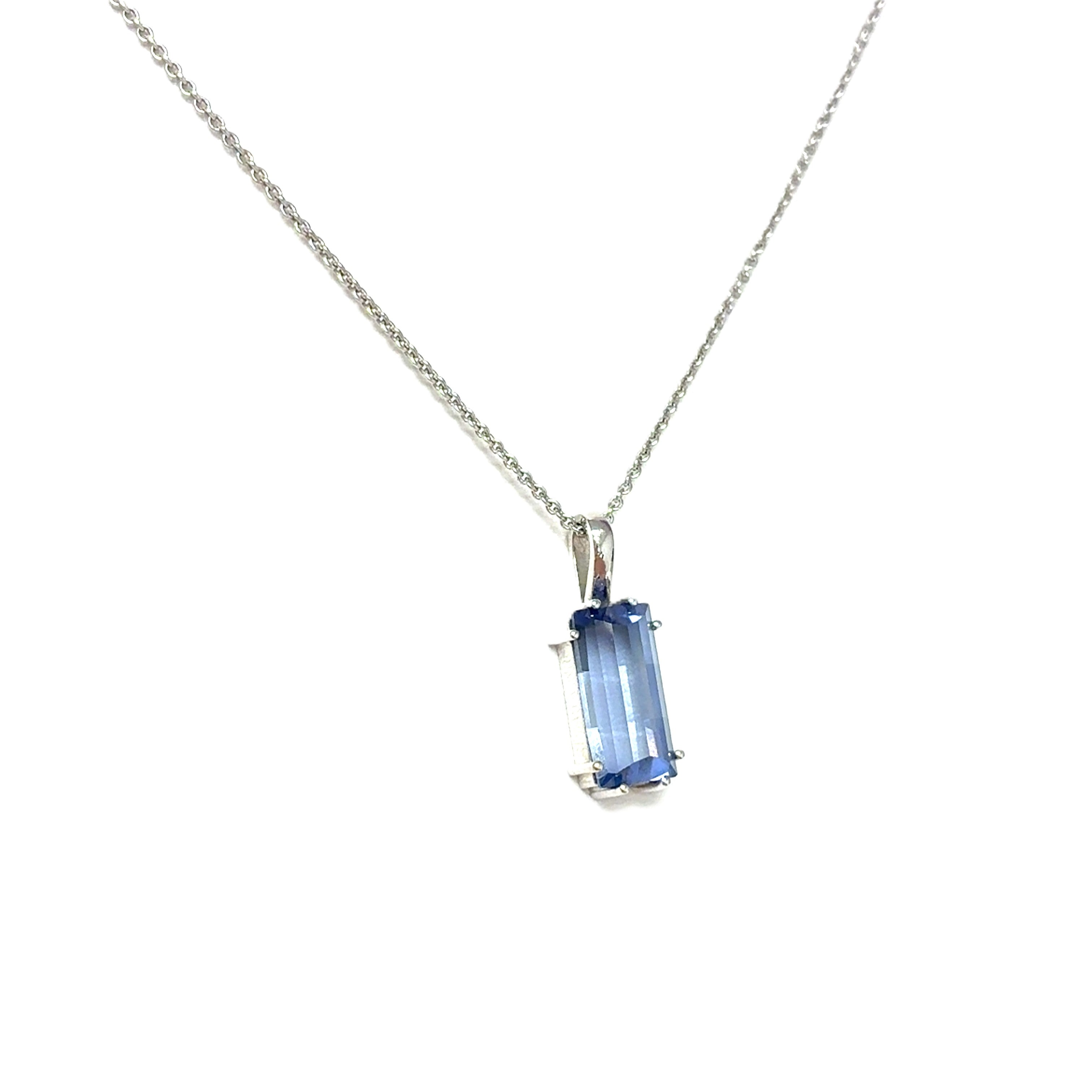 Damen Kette Weißgold 750/18 kt Anhänger Schmuckstein Blau