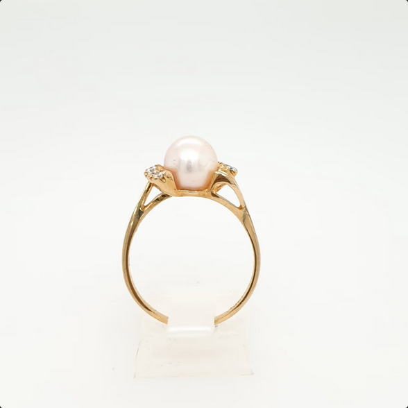 Akoya Perlring Gelbgold 585/14 kt Brillanten Gr. 57