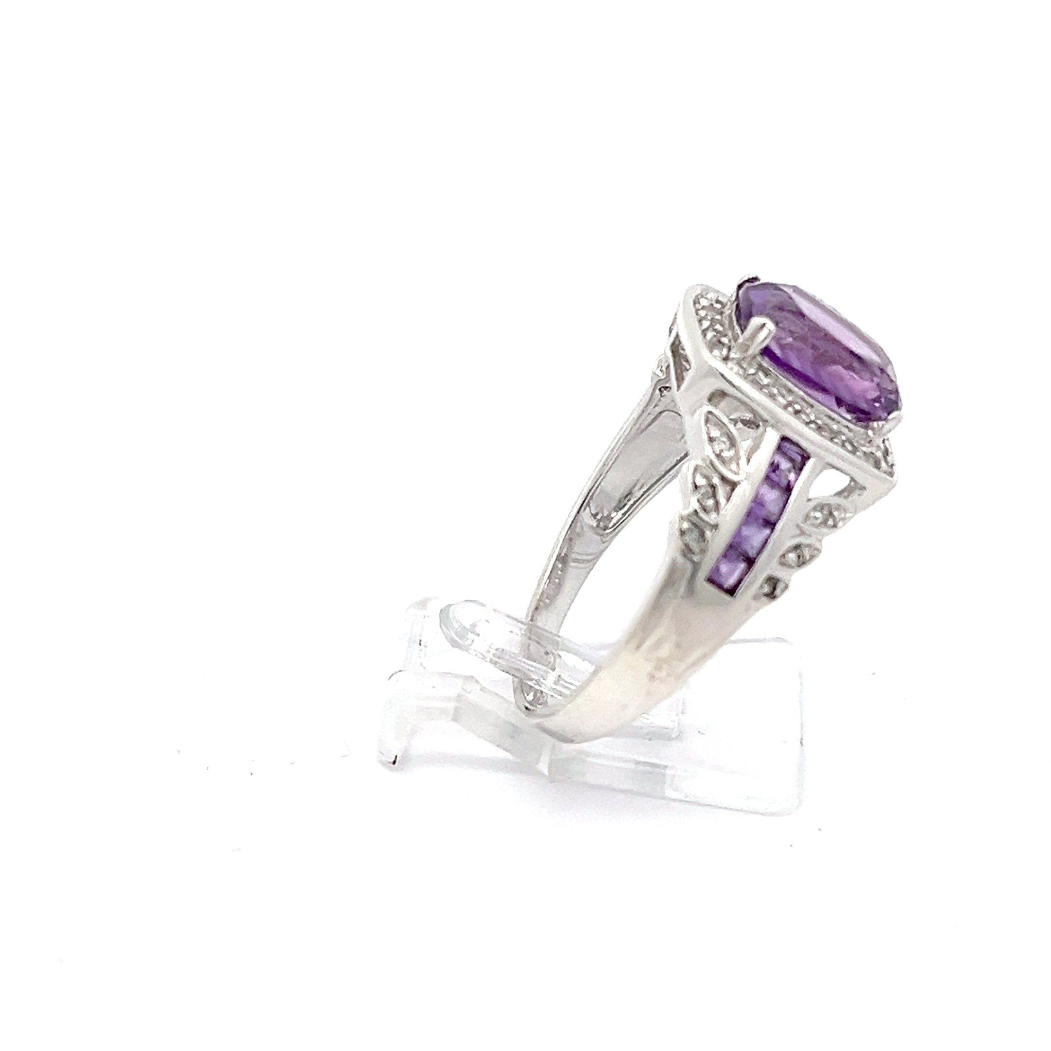 Ring Silber mit lila Steinen *63*