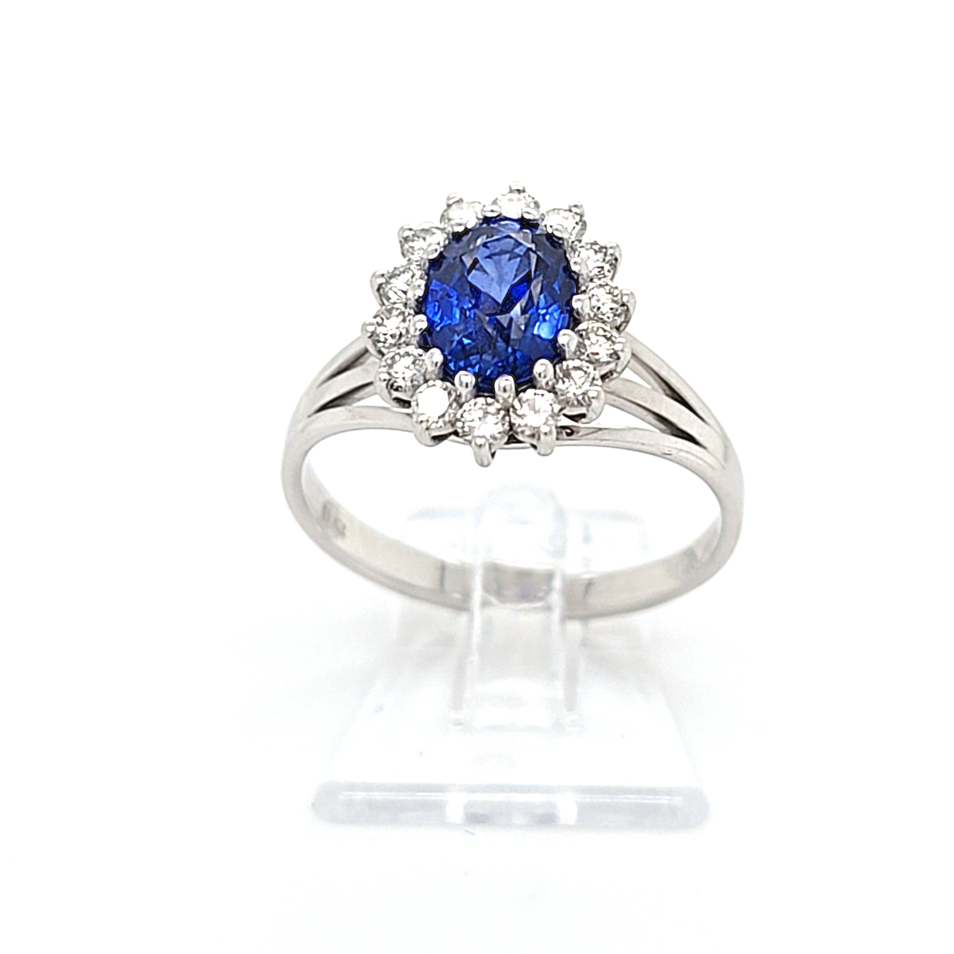 Ring Weiß Gold 750 18 kt Brillanten Schmuckstein Blau Damen
