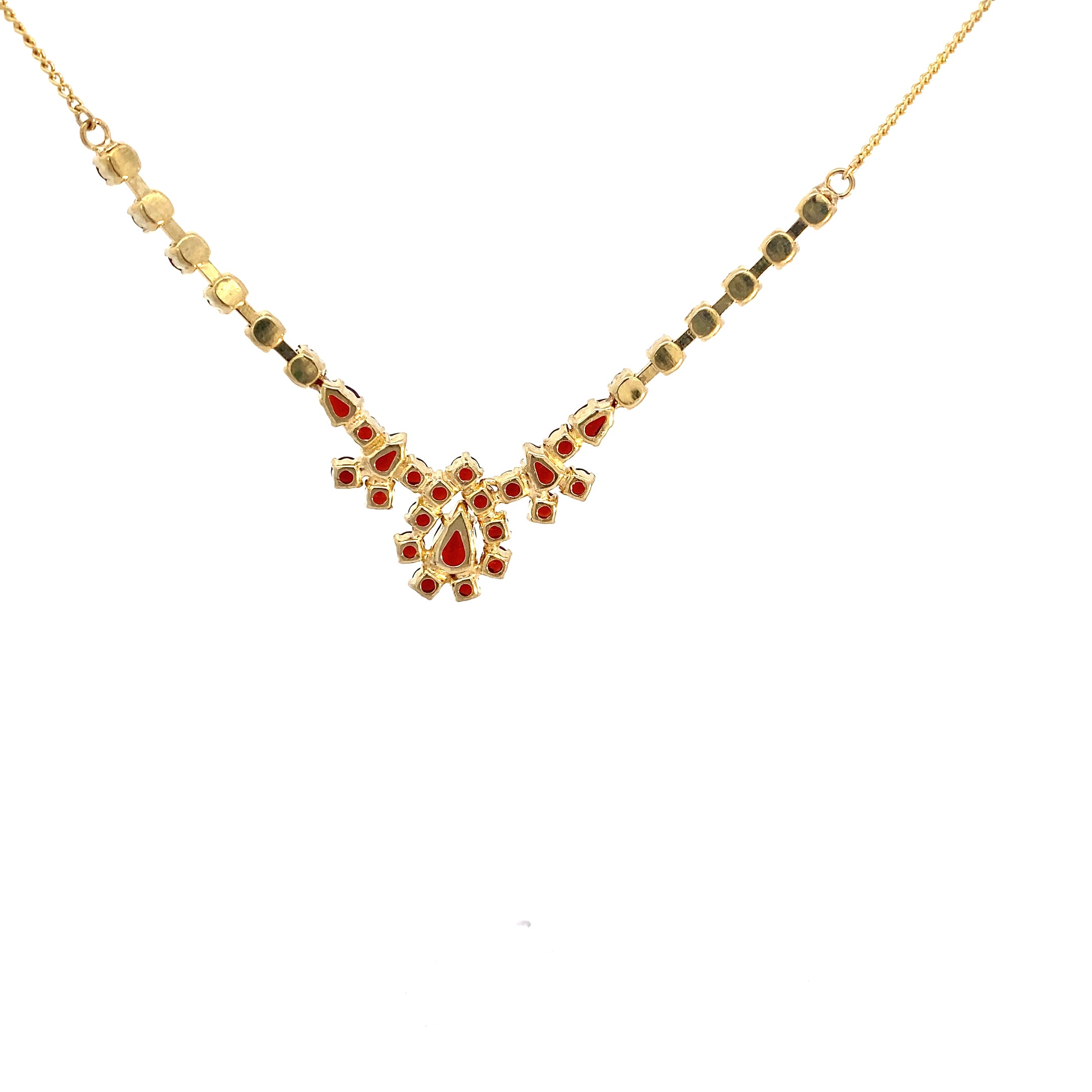 Collier Gelb Gold 333/8kt Länge ca. 44cm besetzt mit 34 roten Granaten