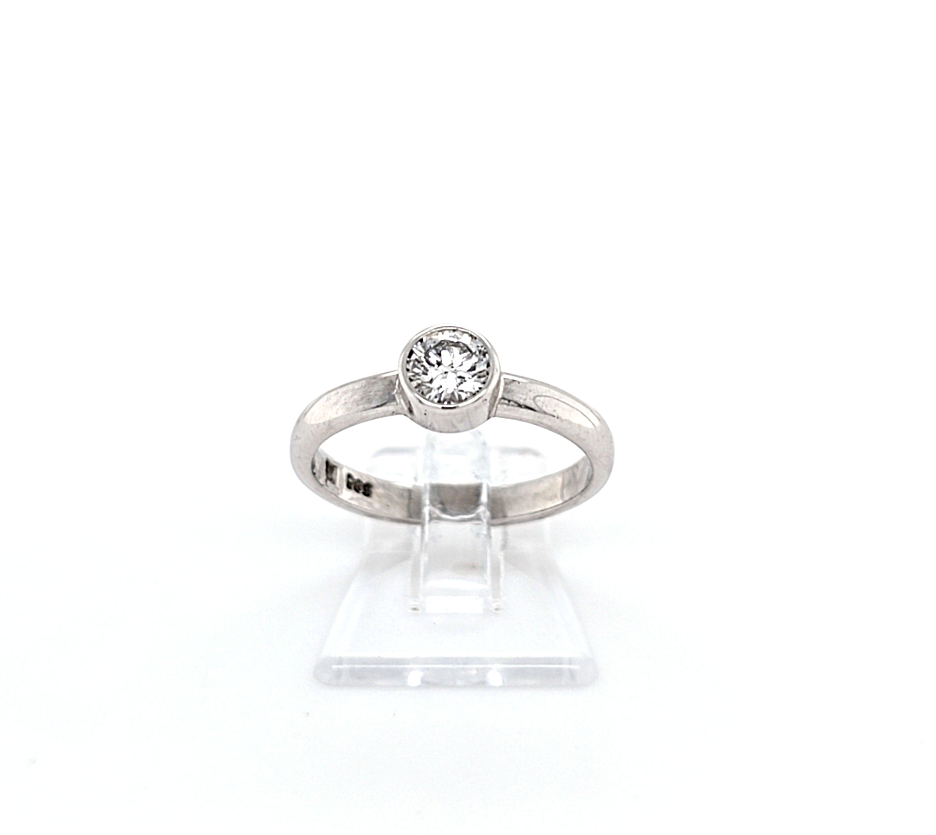 Damenring Gold 585 14kt. 1 Brillant ca. 0,25ct. *52* 187866