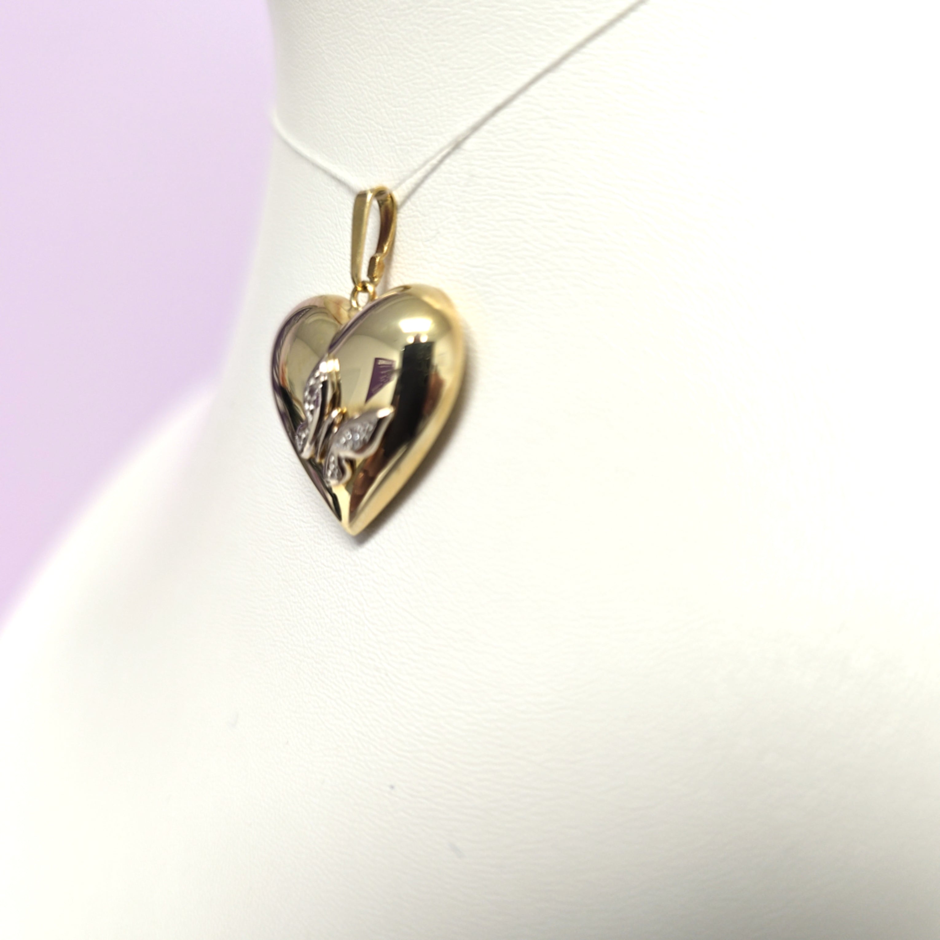 Anhänger Gold Herz mit Schmetterling und Brillanten