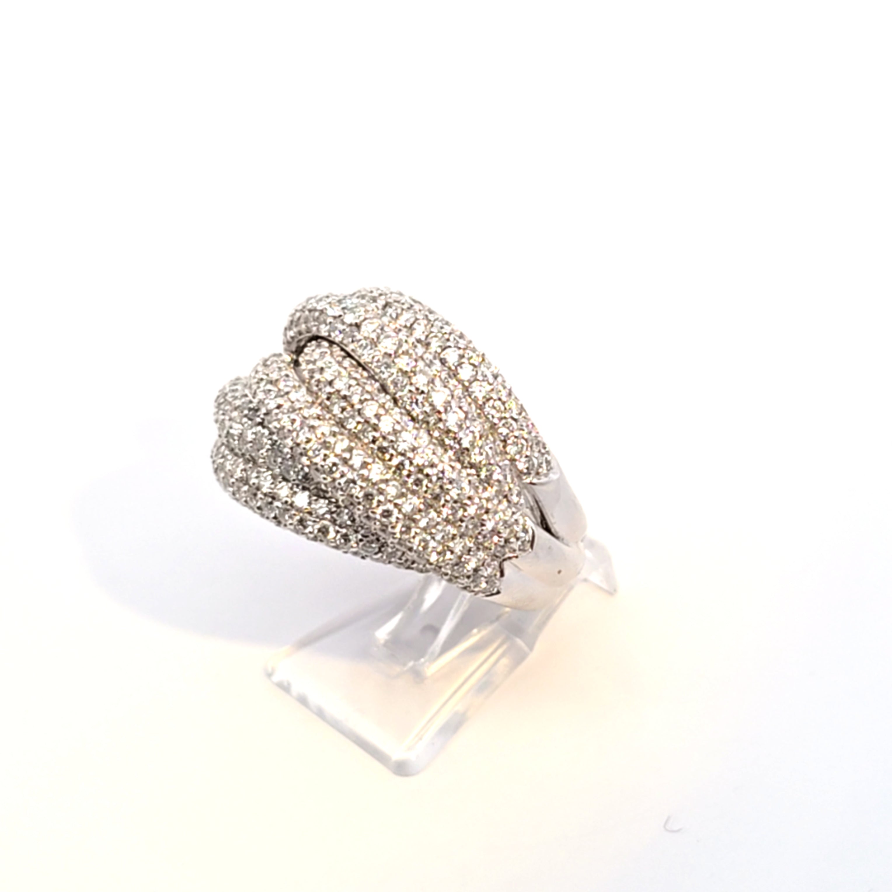 Damen Ring ca.350 Brillanten je ca. 0,01Weiß Gold 750 18 kt *53*