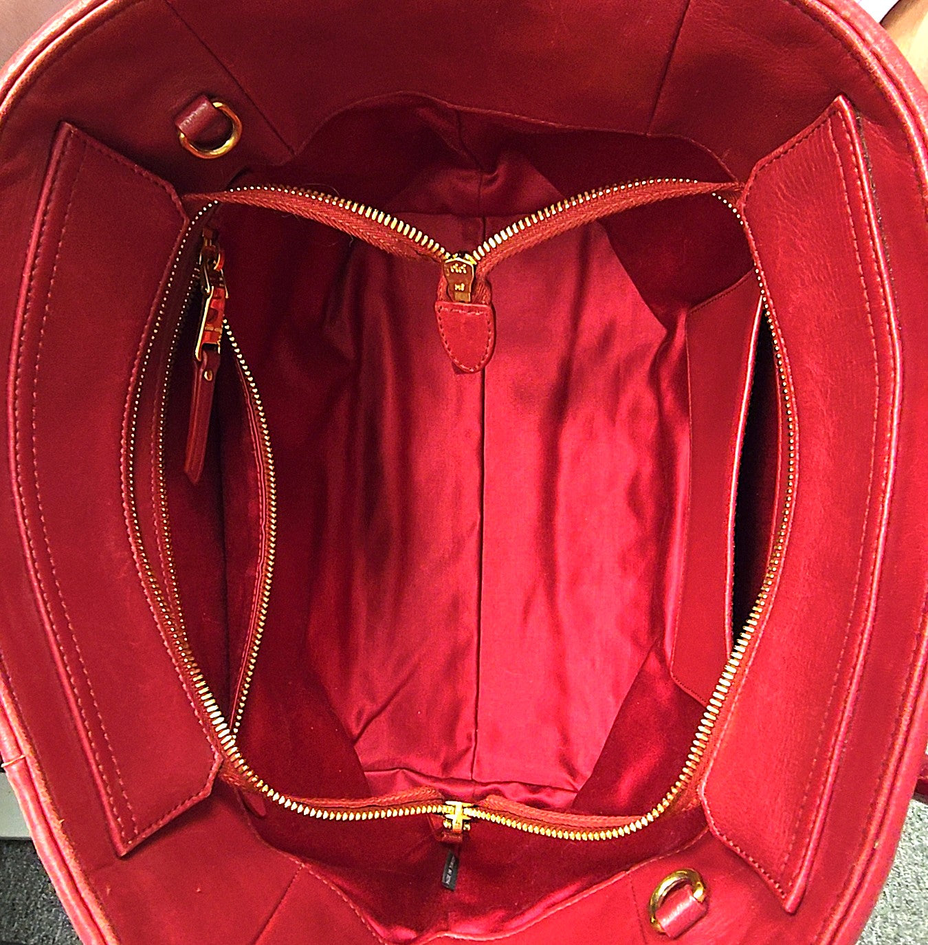 Prada Miu Miu Matelasse Rubino Tasche