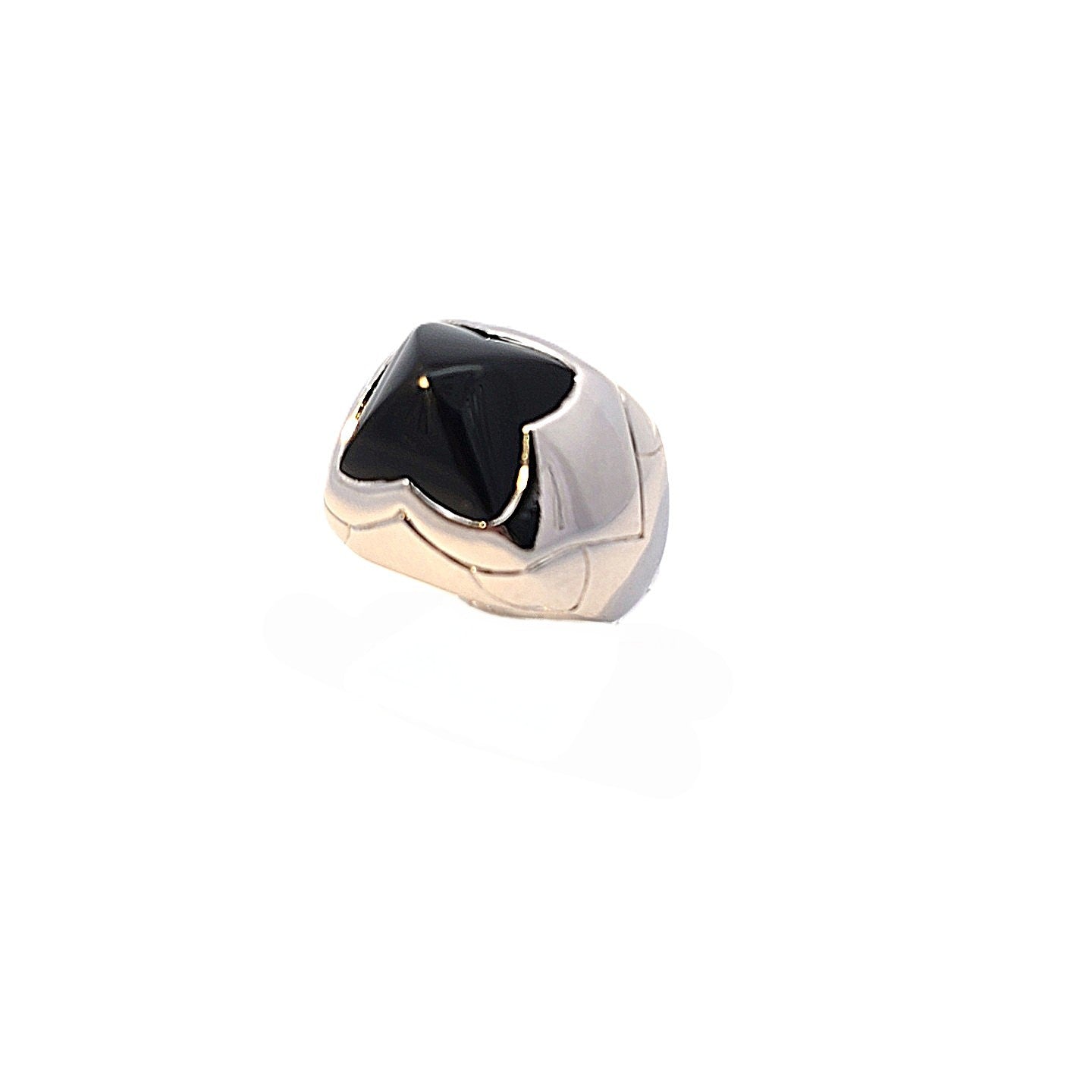 BVLGARI Ring Weiß Gold 750/ 18 kt schwarzer Onyx Pyramid 107369
