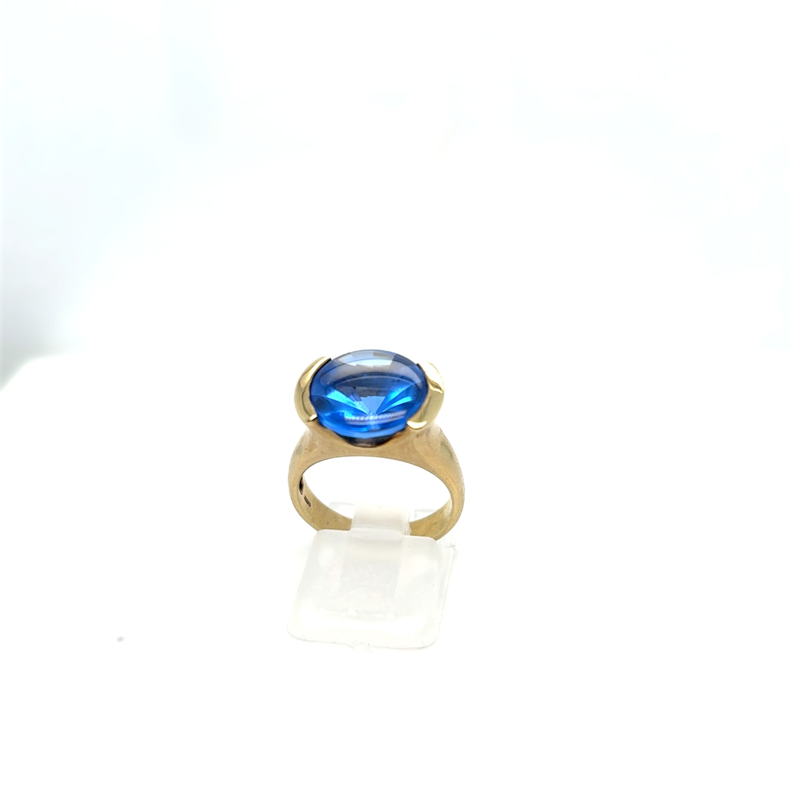 Ring Gelb Gold 333 8kt Größe 53 Blauer Farbstein